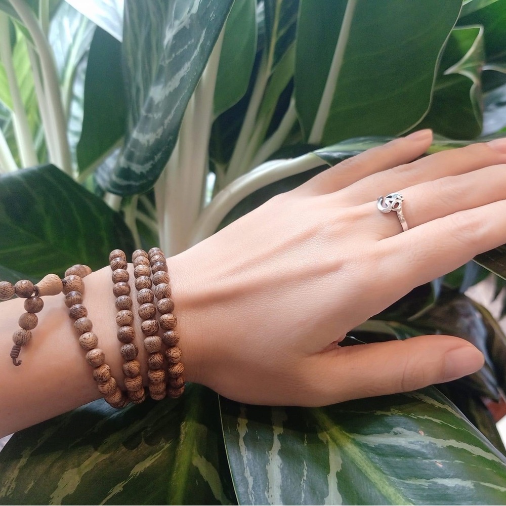 Agarwood Bracelet 108 beads - NEW